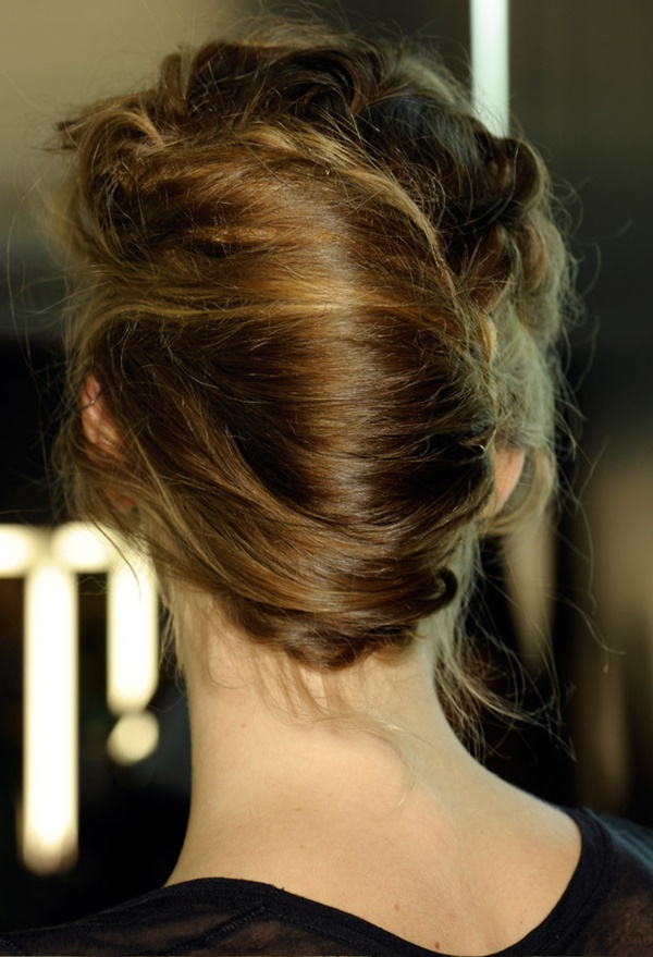 christmas-party-hairstyle-for-women-2