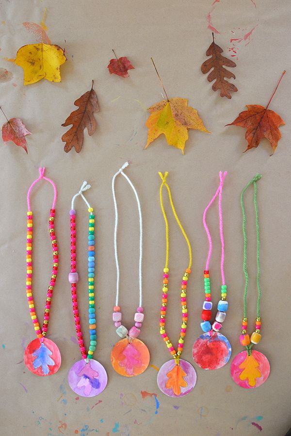 30 Easy Thanksgiving Arts and Crafts Ideas for Kids