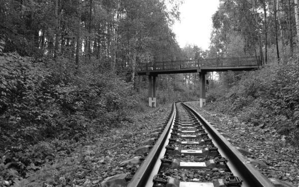 RElaxing railroad track wallpapers (10)