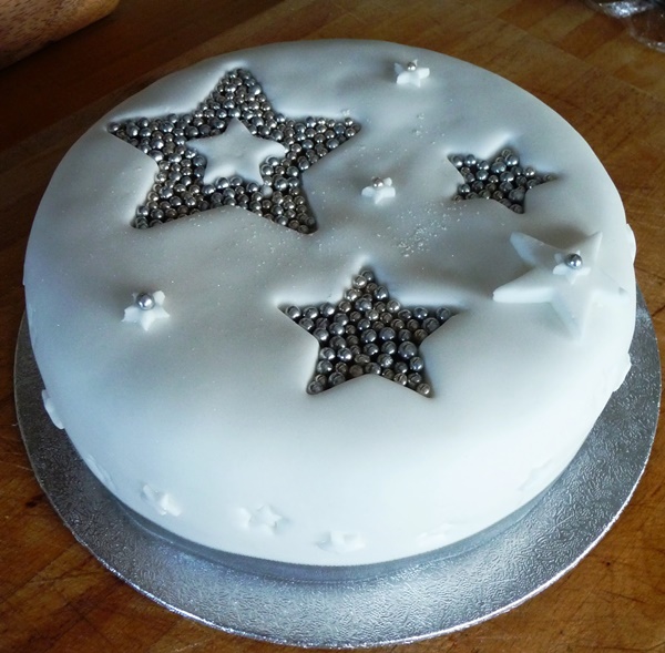 Christmas Cake Decoration Ideas 3