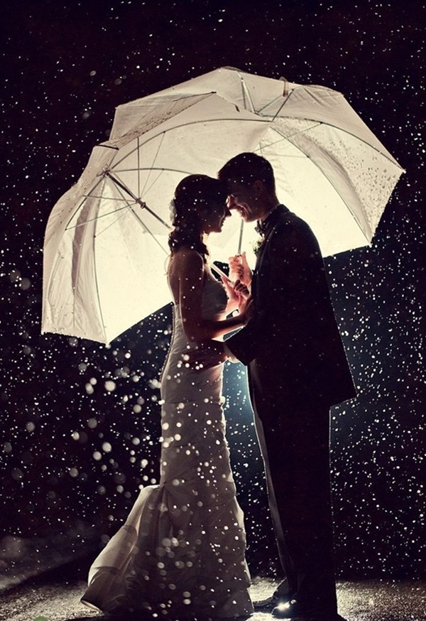 couple-in-the-rain-photography-ideas-1