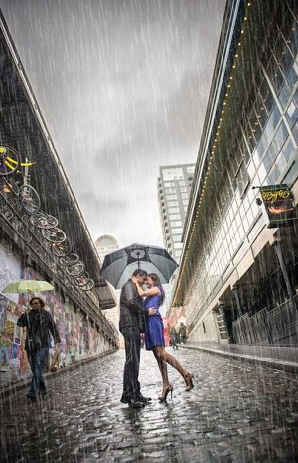 couple-in-the-rain-photography-ideas-19
