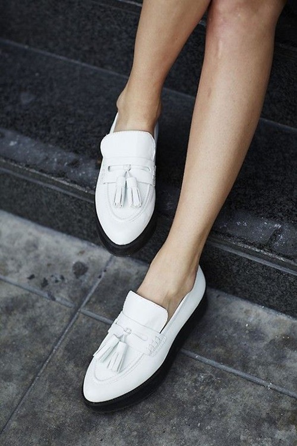 different-kind-of-white-shoes-for-women-9