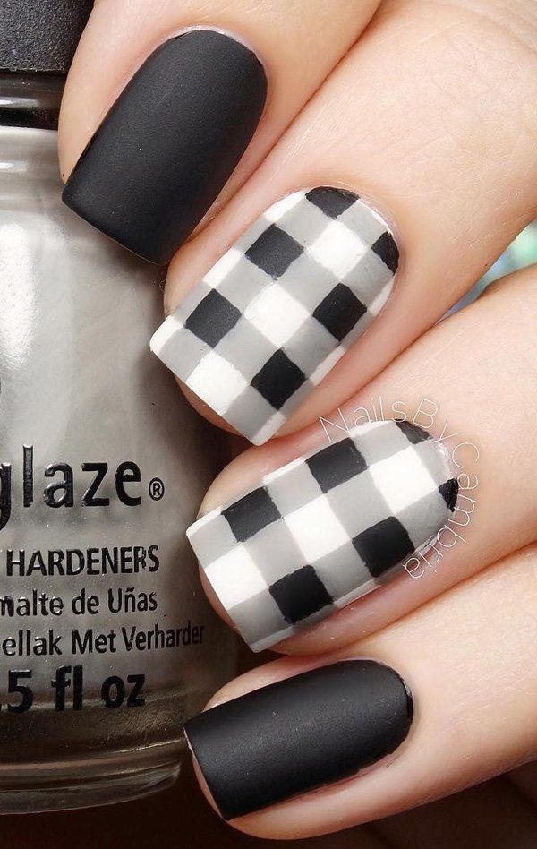 Beautiful-Checkered-Nail-Art-Designs