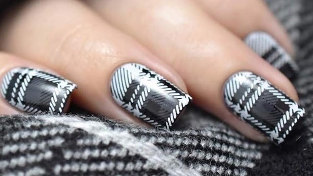 Beautiful-Checkered-Nail-Art-Designs