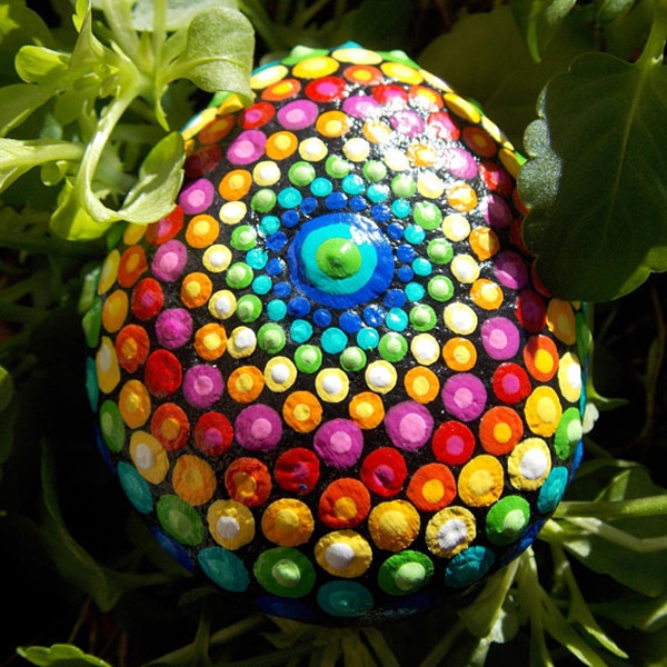 40 Easy garden and outdoor rock painting ideas