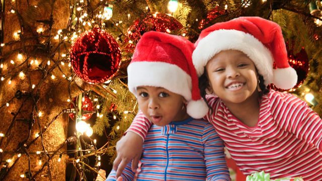 Ideas-To-Dedicate-This-Christmas-Eve-To-Others-Happiness