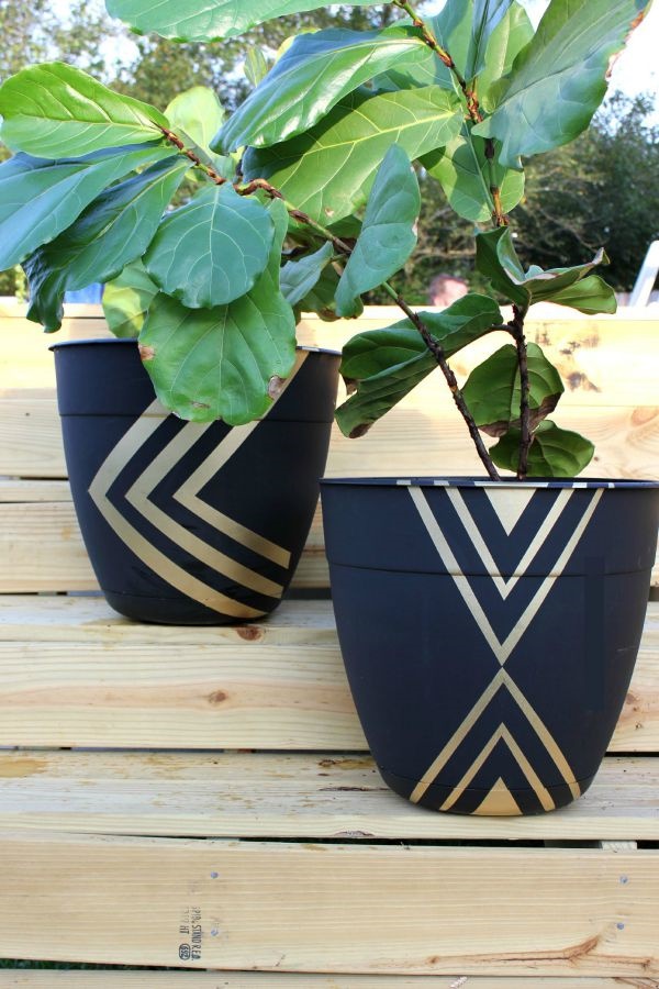 Flower-Pot-Painting-Ideas-And-Designs