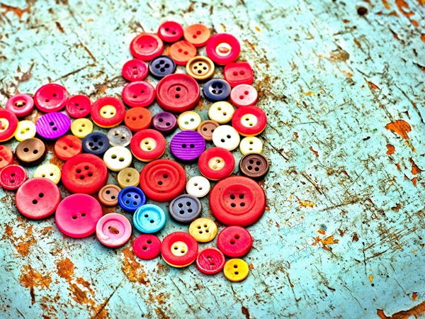 Decorative-And-Brilliant-Button-Art-And-Craft-Ideas