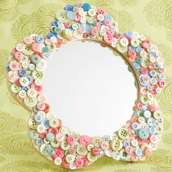 Decorative-And-Brilliant-Button-Art-And-Craft-Ideas