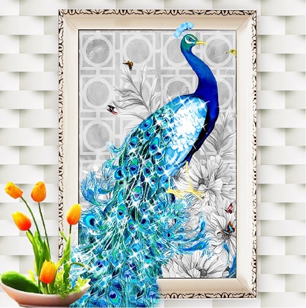 Peacock-Feather-Wall-Decor-Ideas