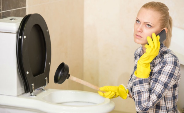 Common-Emergency-Plumbing-Issues-And-How-To-Deal-With-Them