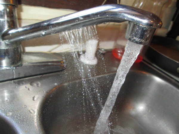 Common-Emergency-Plumbing-Issues-And-How-To-Deal-With-Them