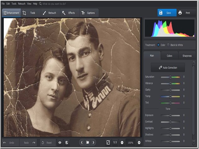 Easy-Steps-to-Restoring-Old-Photos-Like-New-in-PhotoWorks
