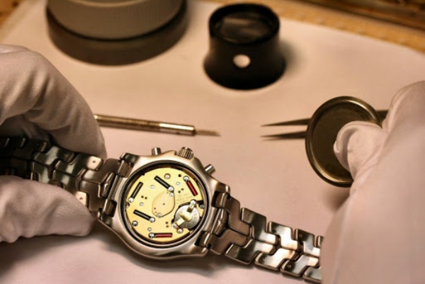 How-To-Take-Care-Of-Your-Watch