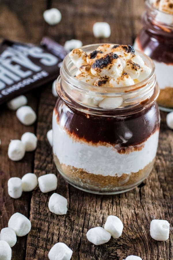 Mason-Jar-Dessert-Ideas