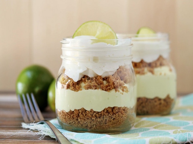 Mason-Jar-Dessert-Ideas