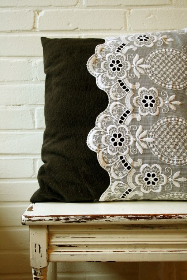 Make-Gorgeous-Throw-Pillows-Using-Old-Clothes