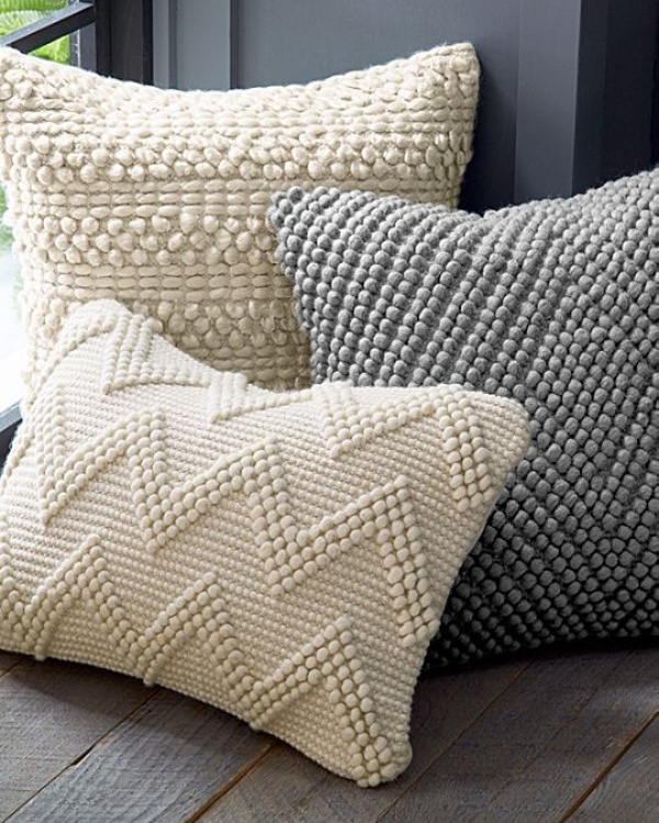 Make-Gorgeous-Throw-Pillows-Using-Old-Clothes