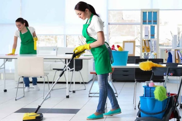 Why-You-Should-Hire-a-Home-Cleaning-Service-Provider-In-2021-