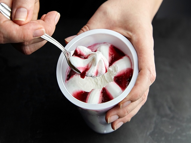Easy-Step-By-Step-Guide-To-Start-A-Frozen-Yogurt-Business