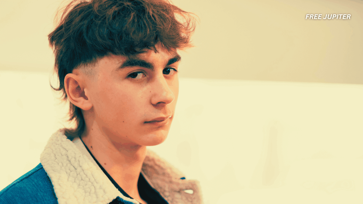 Why You Are Seeing the “Gen Z Stare” Everywhere